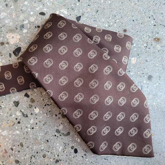 GUCCI vintage 1973 100% silk Tie